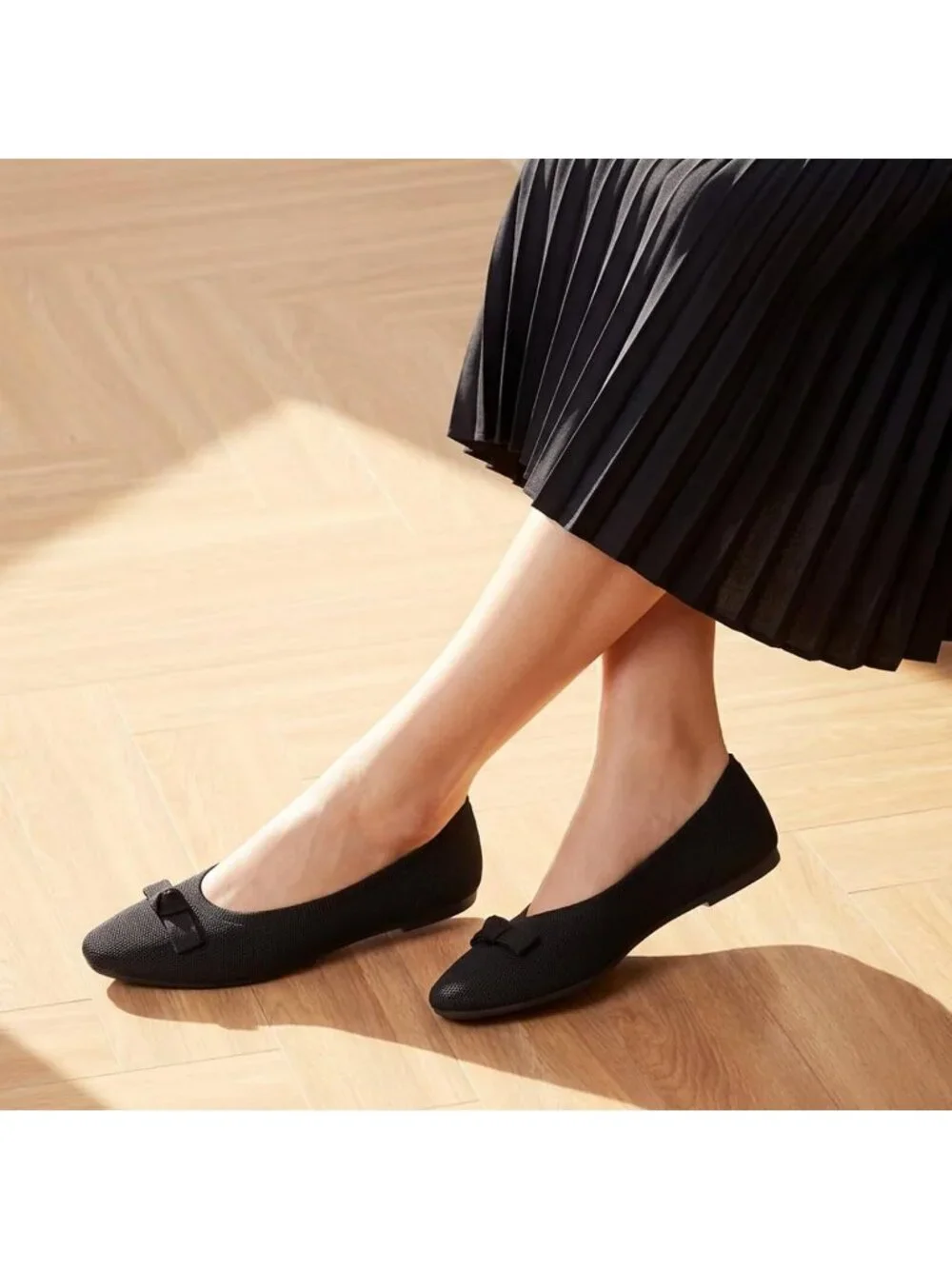Frank Mully Women's Black Solid Rubber Knit Squared Toe Bow Slip On Ballet Flats